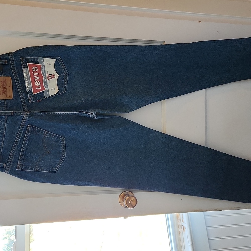 Vintage Levis Trim Fit -New